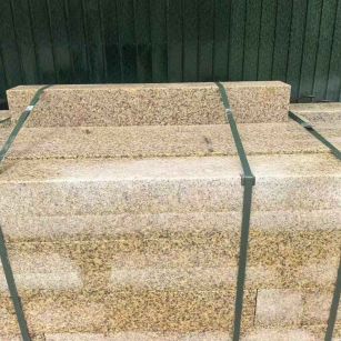 淮南 黄金麻花岗岩石材机切面栏杆料半成品