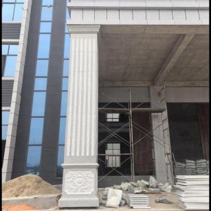 淮南 芝麻白光面花岗岩门楼大柱（罗马柱）配雕花底座