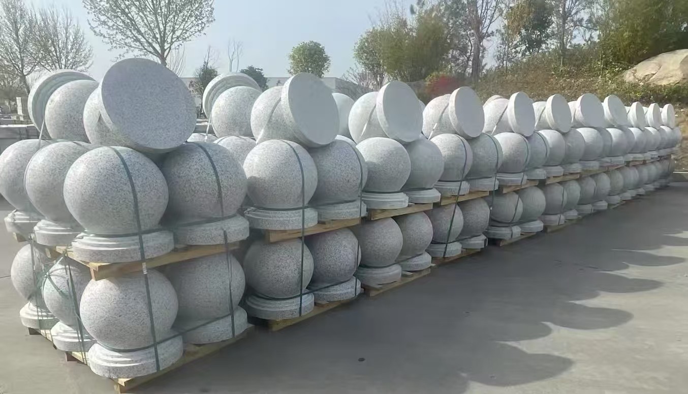 淮南 白麻花岗岩石材圆球，石球，挡车球，隔离球，景观石球，风水球等