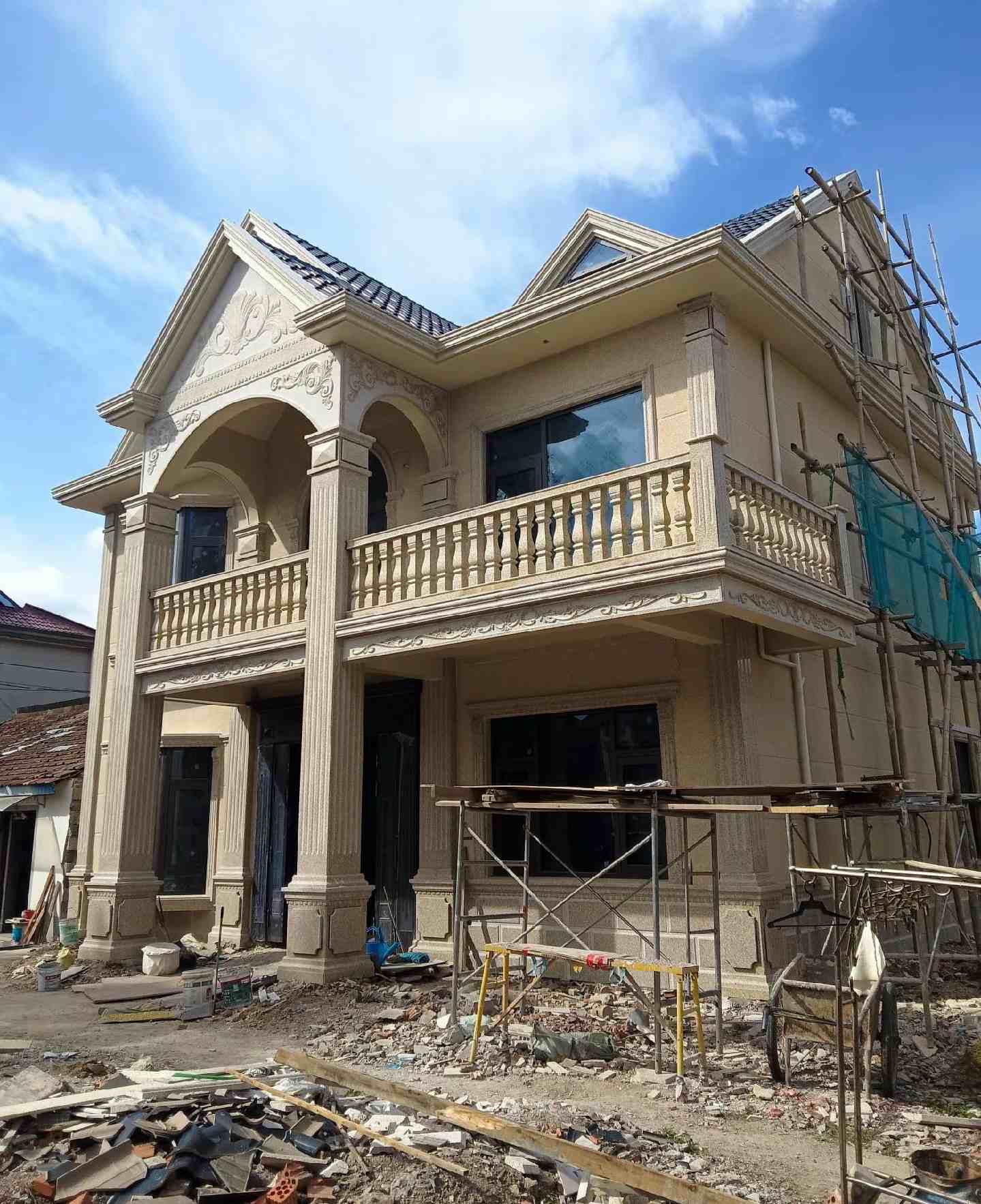 淮南 黄金麻花岗岩石材私人别墅雕花门楼柱阳台栏杆