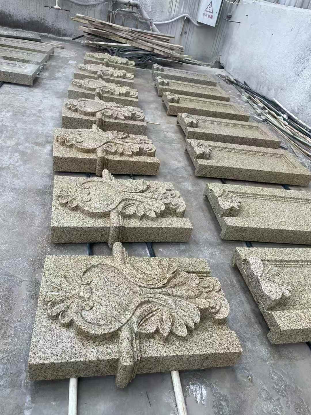 淮南 黄金麻花岗岩别墅外墙雕刻板