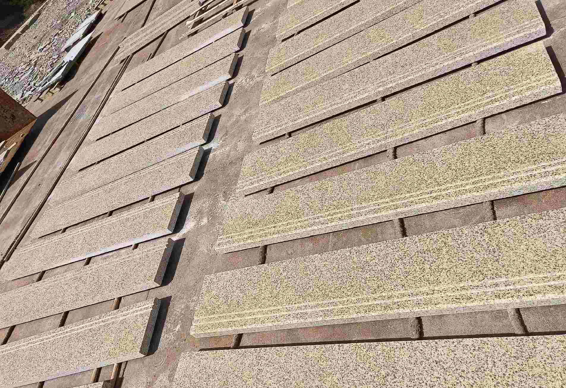 淮南 黄金麻花岗岩光面楼梯踏步